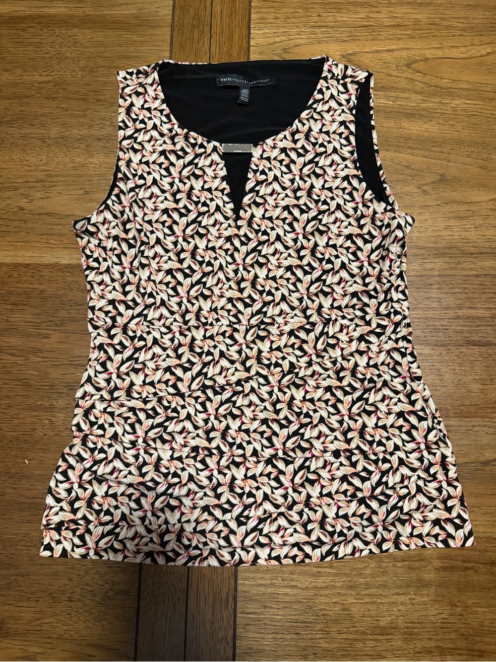 White House Black Market Black Floral-Print Sleeveless Keyhole Tank